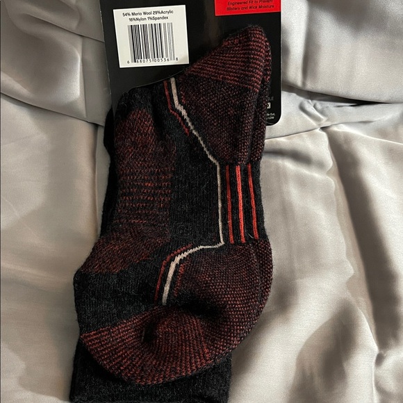 Merino Wool Mountain Lodge Performance Socks - Picture 4 of 7